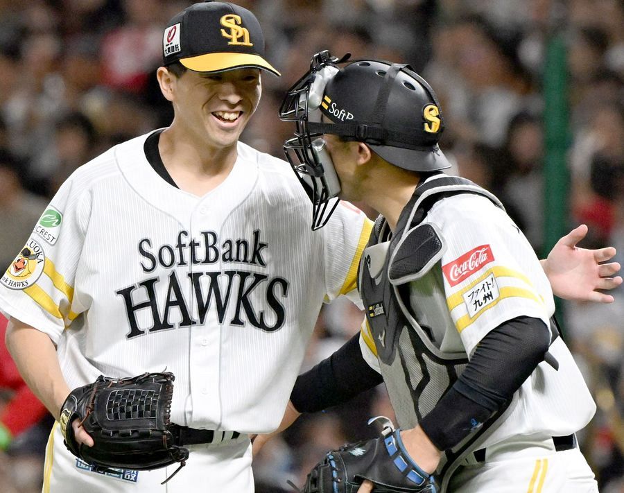 捕ったらすぐ投手に返して」 ソフトバンク小久保監督、完封導く山本祐