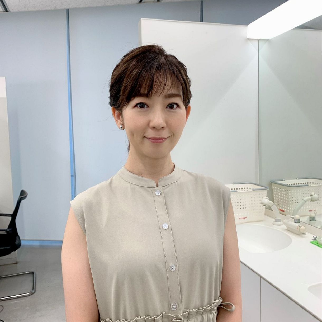 入社24年目「あちこち粗が目立ちますが…」46歳松尾由美子アナ〝10年ぶり〟ショットに「どこかのお姫様かと」「お上手です」の声：「おっ！」で