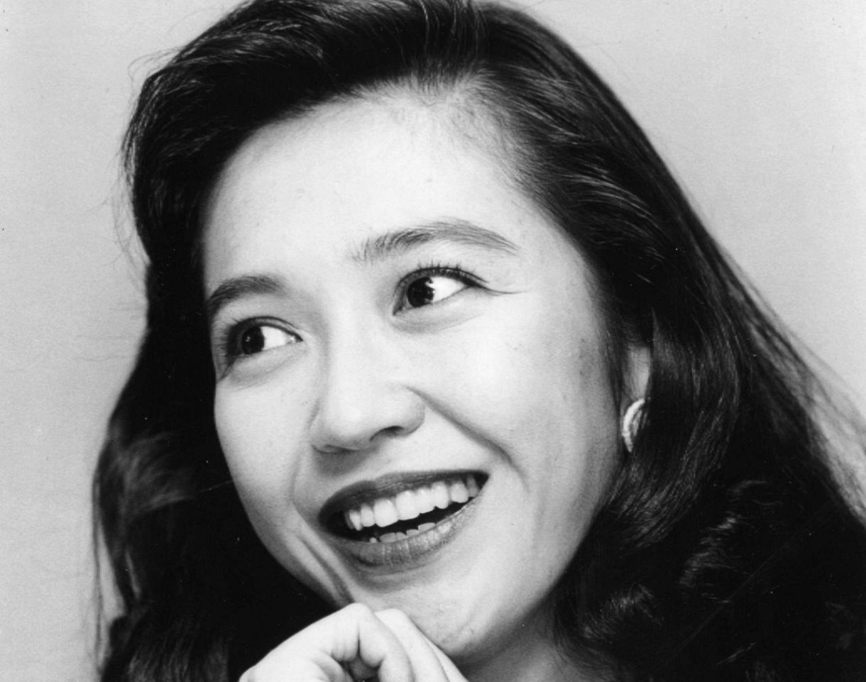 オーラがとてつもない」64歳〝JJ専属モデルOG〟ランウェイ登場の賀来