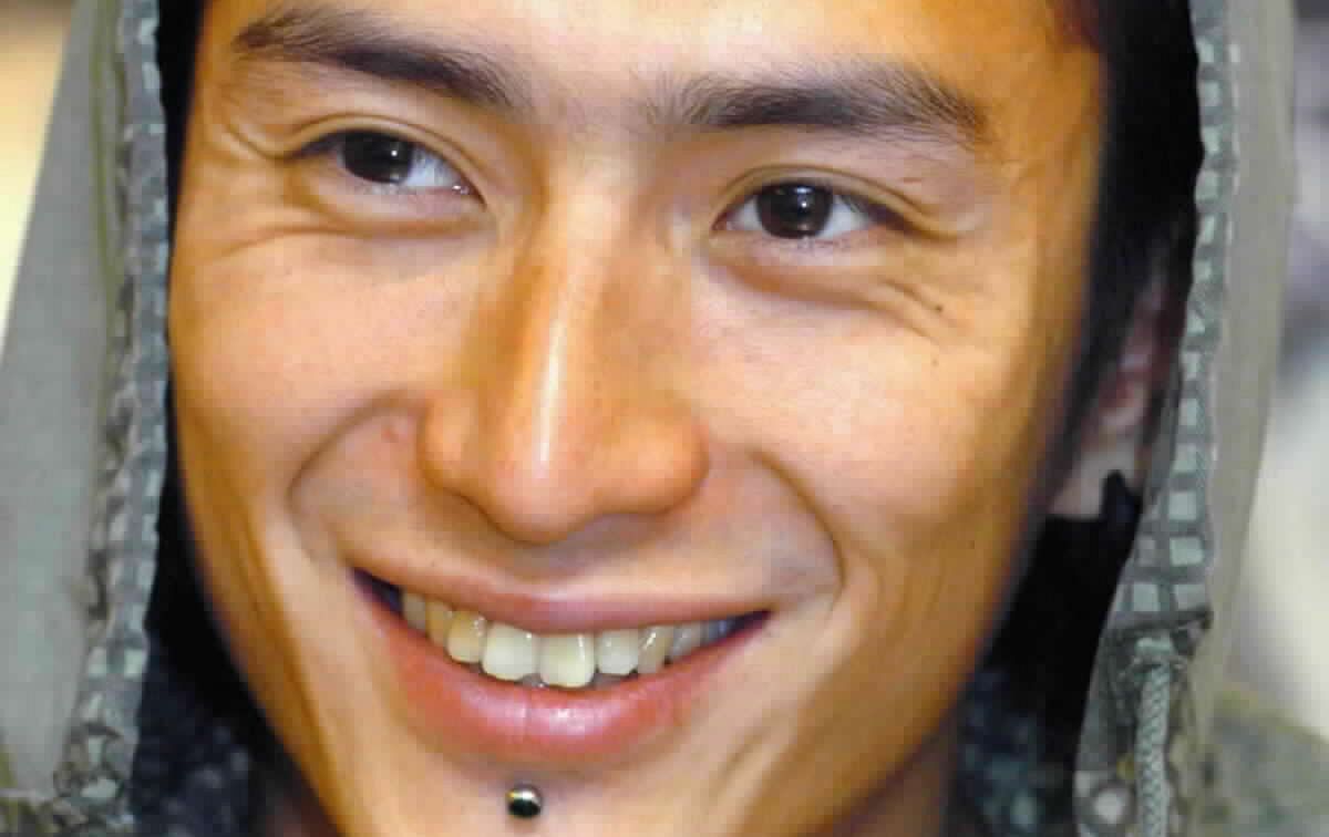 伊勢谷友介氏 ピアス片耳｜シルバー 太陽と月のフープピアス 伊勢谷