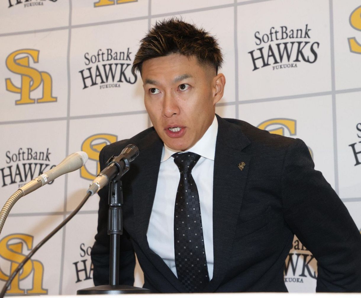 ソフトバンク柳田悠岐、年俸1億円ダウンも引退プラン撤回 来季は7年