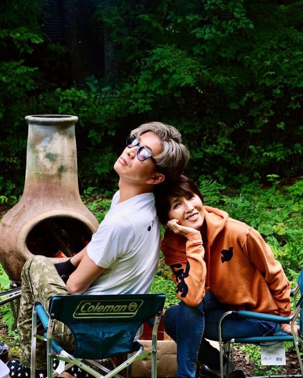 見せたかった時期を…」「パパの顔」木村拓哉〝激レア秘蔵写真〟で娘の