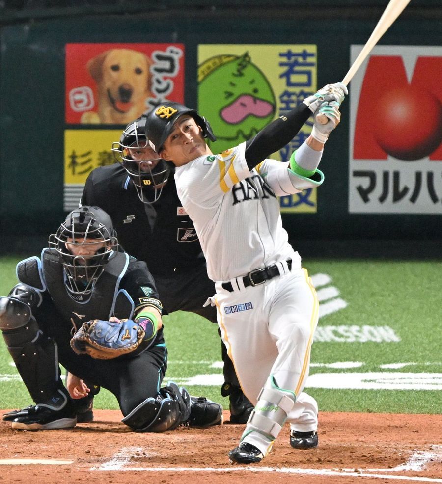 その中に入れないのは悔しい」開幕スタメン落ちの野村勇がベンチで感じ