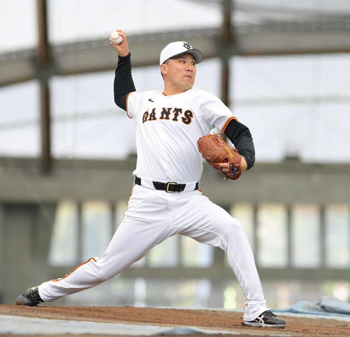 巨人マー君、キャンプ初のブルペンに「めちゃくちゃ良い」 久保コーチ