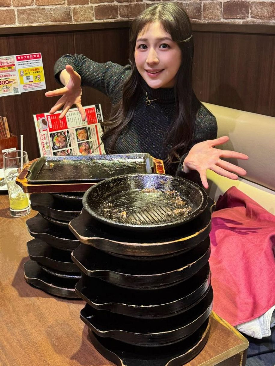 人気レスラーの上原わかな〝圧巻のビキニ〟ショット連発に反響続々「まさに肉体美」「ヒーロー登場みたい」：「おっ！」でつながる地元密着のスポーツ 