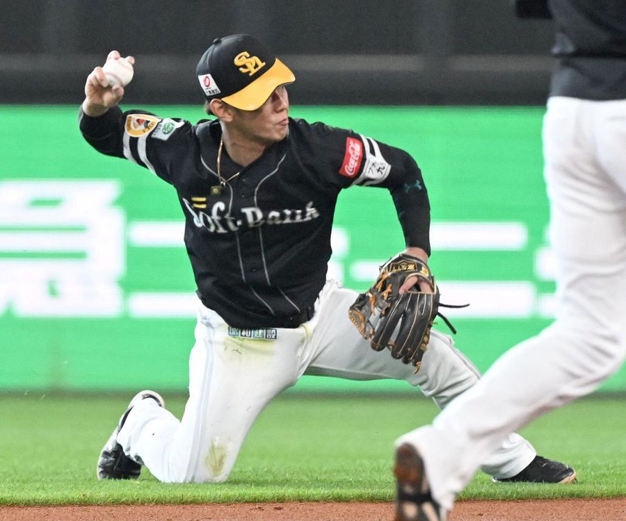 打たんとね」ソフトバンク今宮健太、35歳の誕生日に魅せた最初の守備と