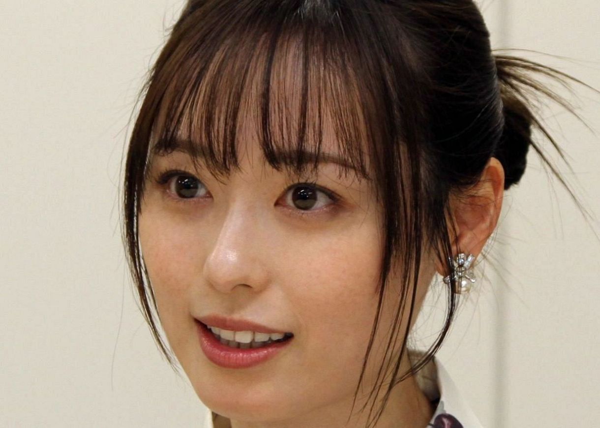 丸見えだぜ」福原遥〝二の腕全開〟ピタピタドレス姿に「たまりません 丸見えだぜ」福原遥〝二の腕全開〟ピタピタドレス姿に「たまりません