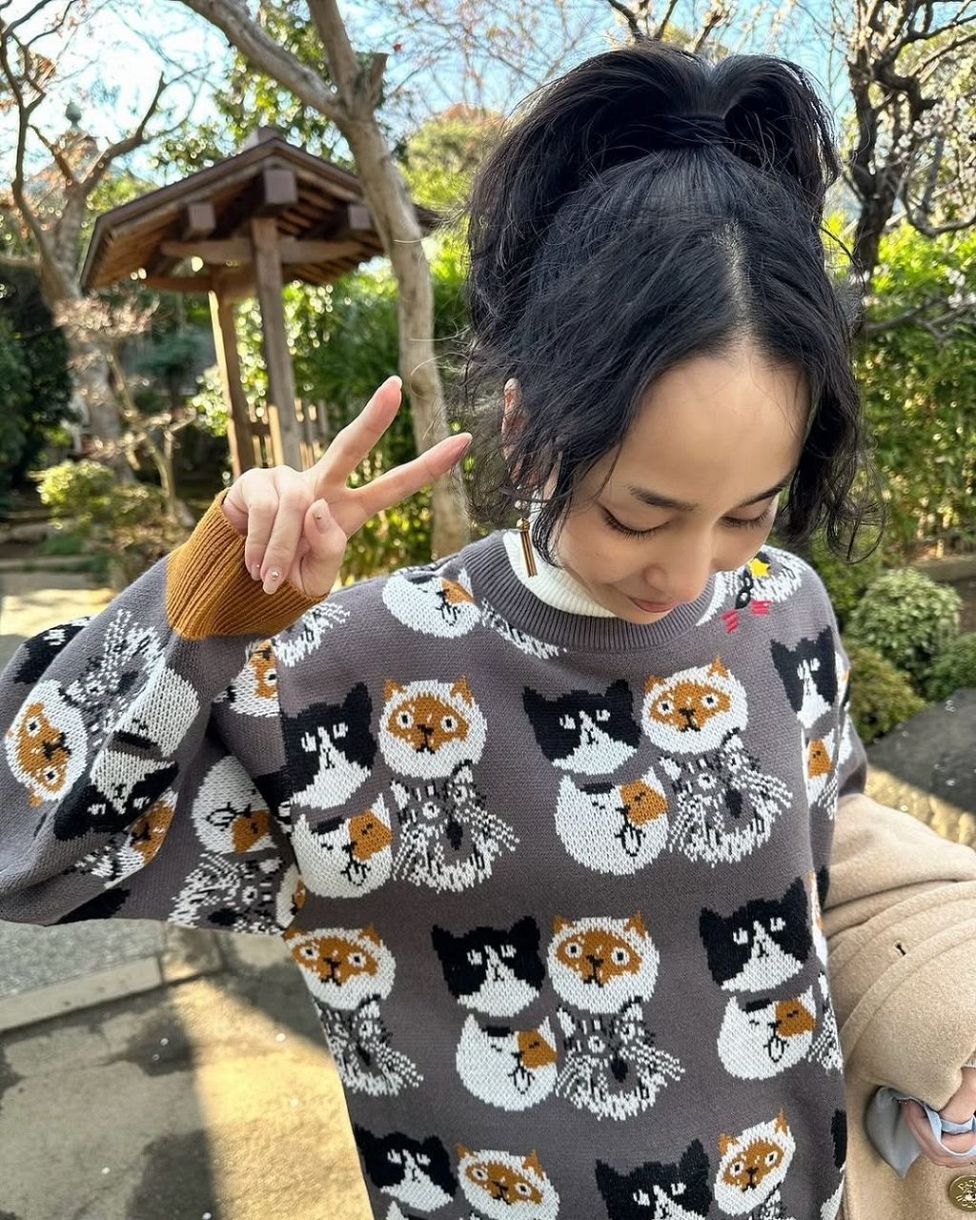 41歳歌手「親バカ全開」愛猫家ぶりが話題に お気に入り〝愛猫柄