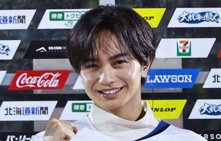 中島健人、30年前のパリ家族写真を再現し話題に