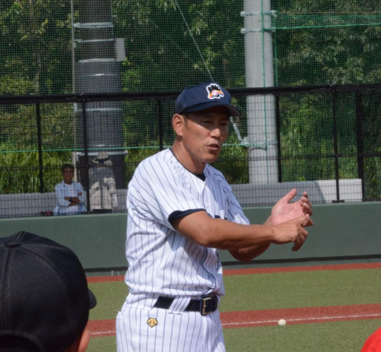 2004年オールスターゲーム井端弘和選手使用グラブ(値段交渉あり) 井端弘和2 | Trading Card Journal