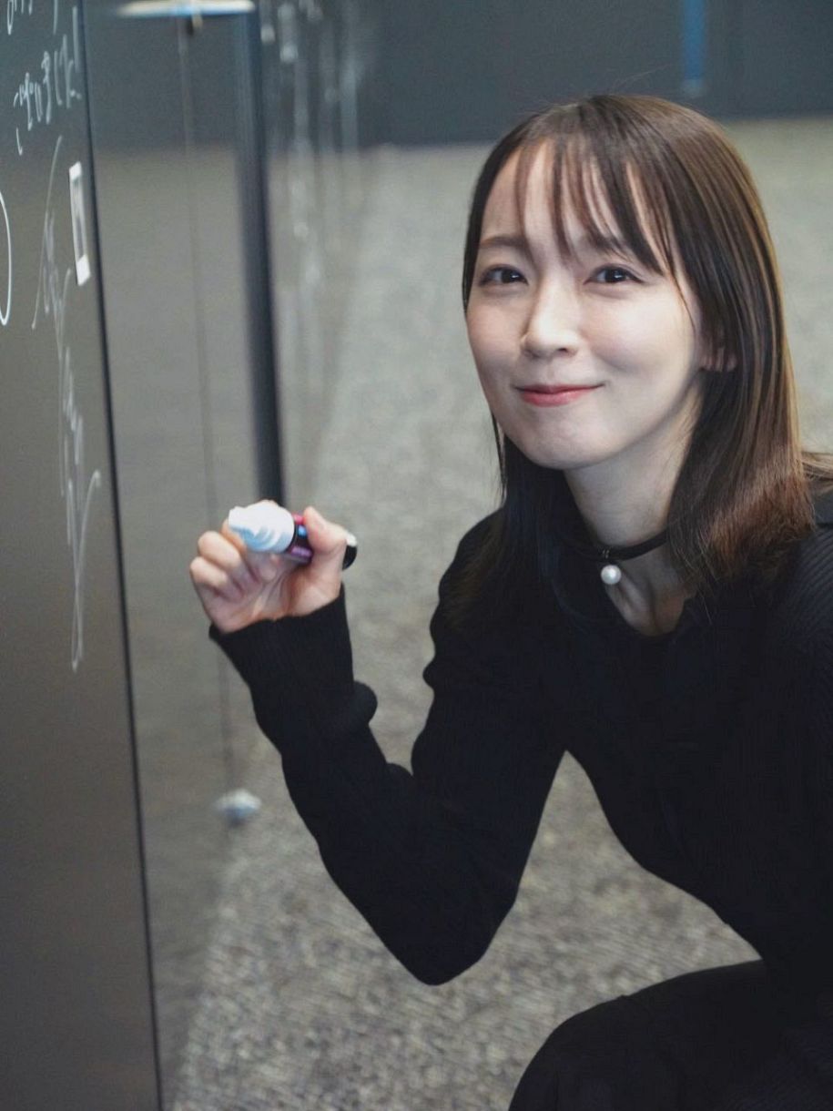 「この画像だけで頭が冴えてしまう」吉岡里帆〝すけすけ〟黒 ...