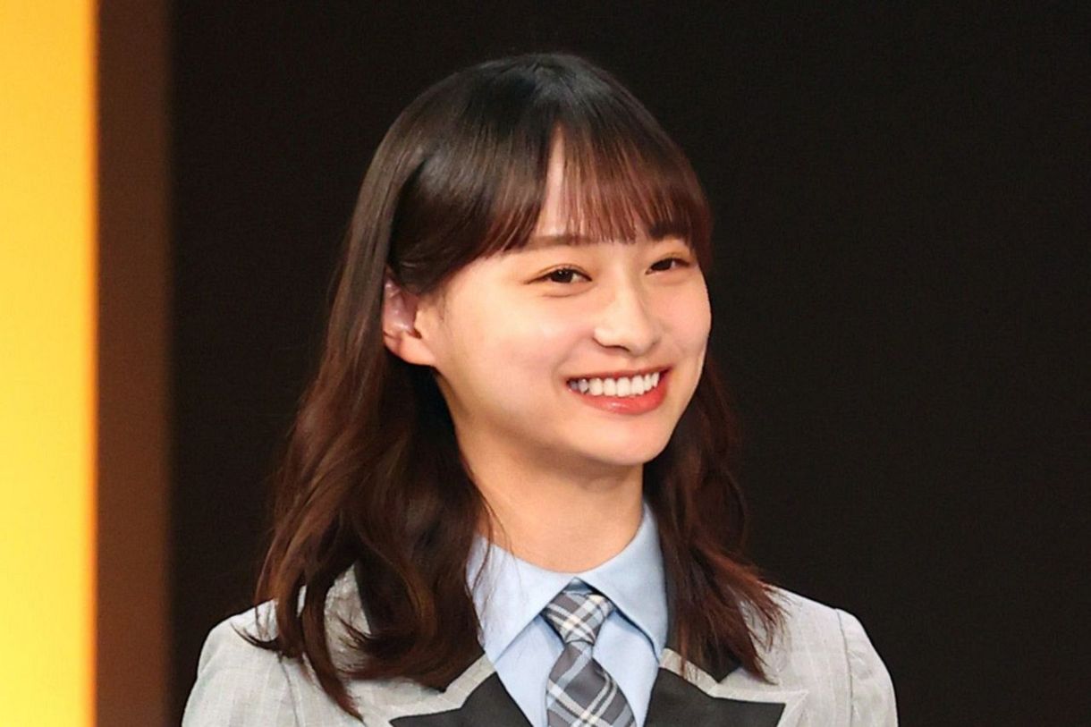 影山優佳「もう売り切れ…」ミニスカに合わせた〝復刻ユニ〟に反響続々