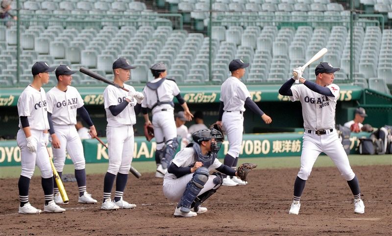 智辯学園練習着 直近練習試合で智辯学園を撃破、好調打撃陣「雰囲気はいい」2年ぶり