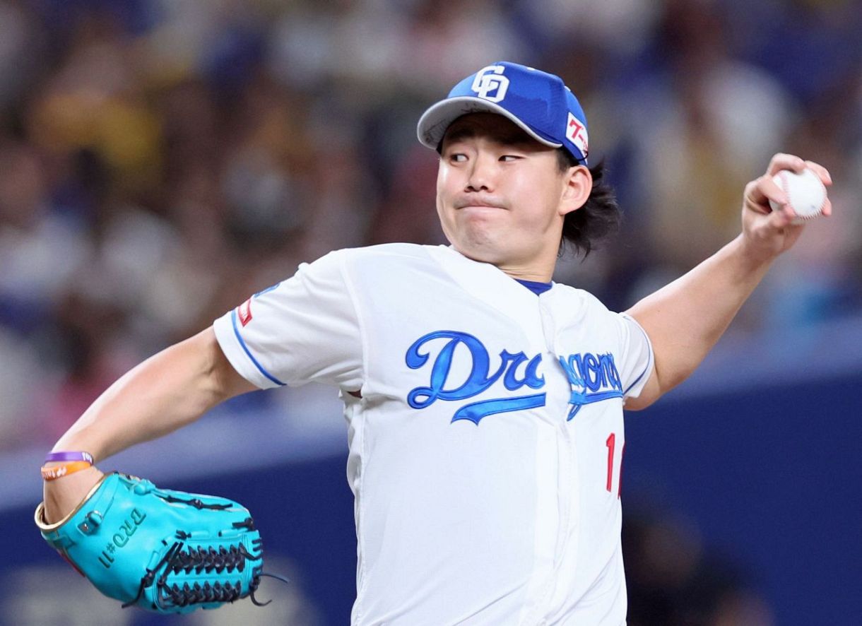 中日ドラゴンズ　小笠原慎之介 2022.12.25 中日ドラゴンズ小笠原慎之介投手 一日警察署長