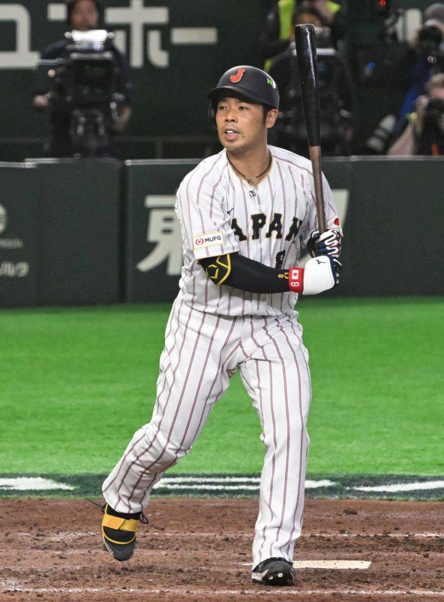 侍ジャパン・近藤健介、意地の四球で勝ち越し演出 大谷翔平申告敬遠後