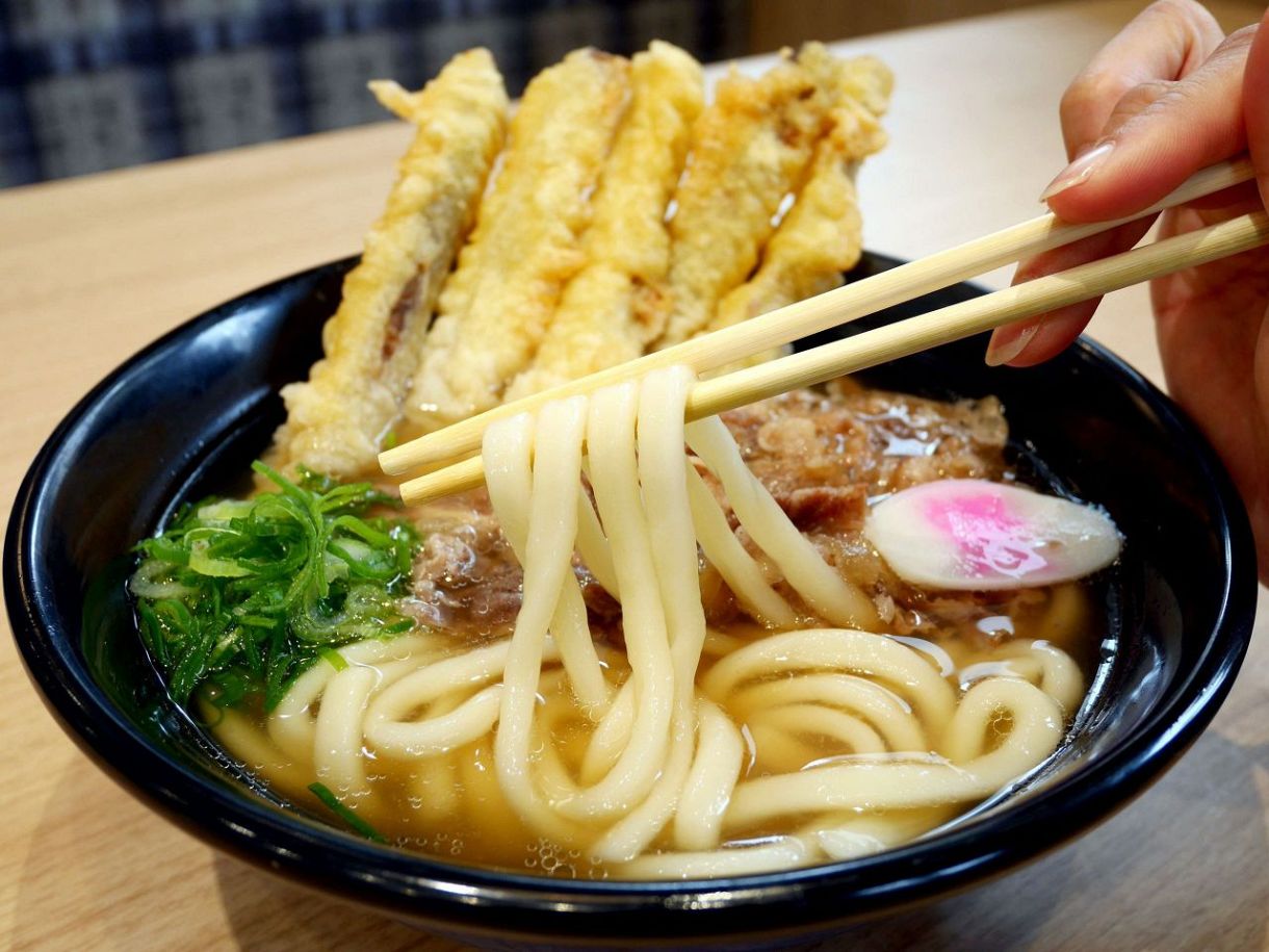 ばりかっけー！！」資さんうどん限定〝資ジャン〟に反響続々「販売する