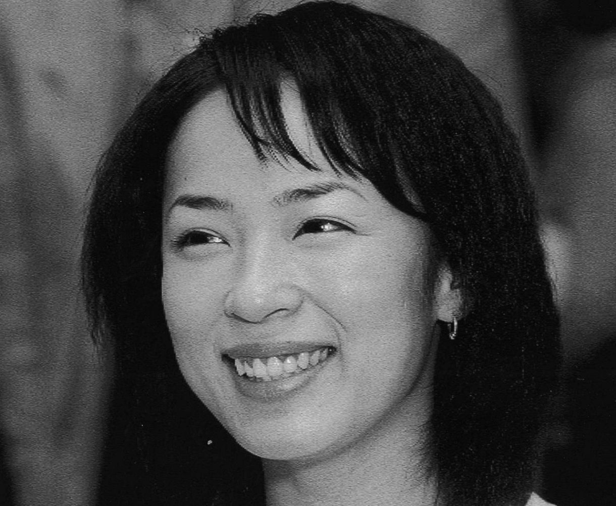 「別人」「誰かわかんなかった」ド派手私服で〝お忍び電車ショット〟佐藤仁美、46歳の姿に心配の声「元気無い感じに…」「ね、眠そう笑」:「おっ ...