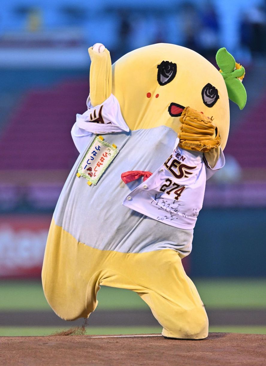 ふなっしー｜「絵面が凄い」6月とは思えぬ猛暑を乗り切るふなっしーの