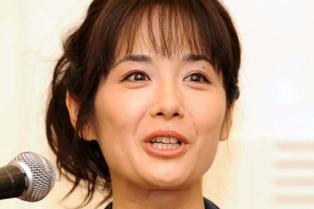 富田 靖子 現在