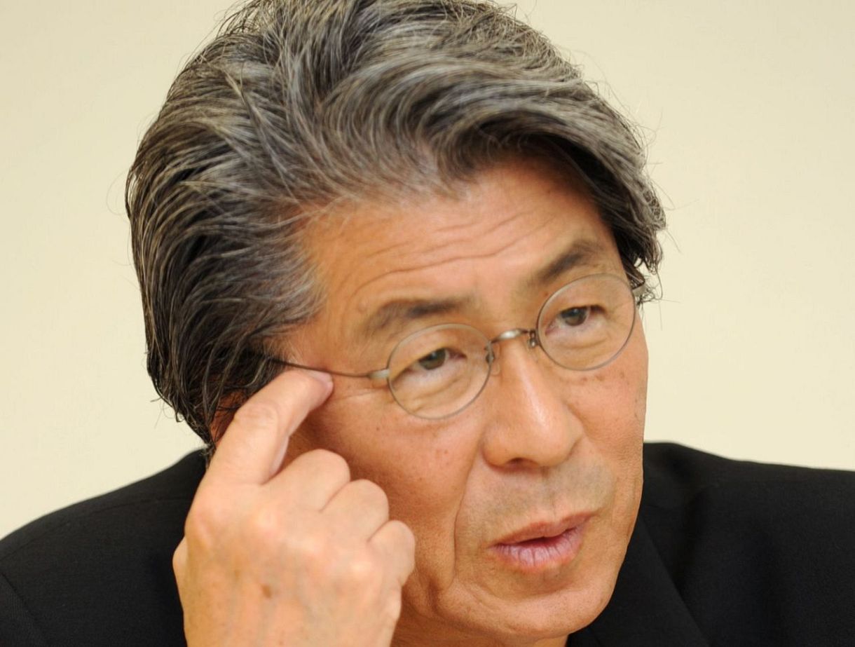 鳥越 俊太郎