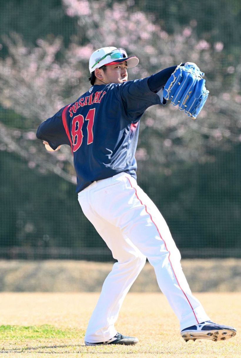 西武・隅田知一郎がブルペンの〝ダルビッシュ塾〟で貴重な時間 2日目の
