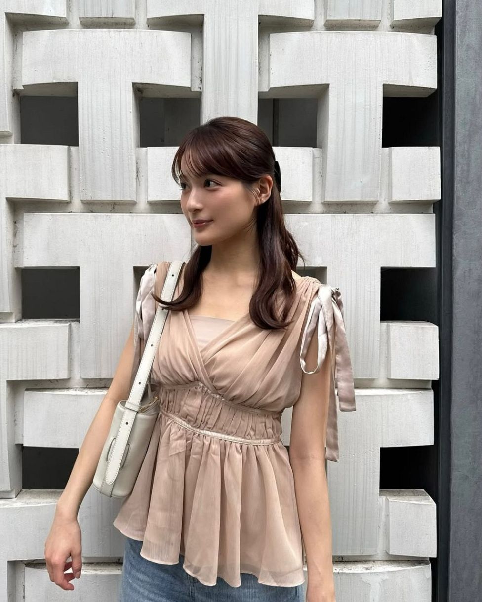 欅坂46卒業から5年…27歳女優、美肌きらめく私服コーデに反響
