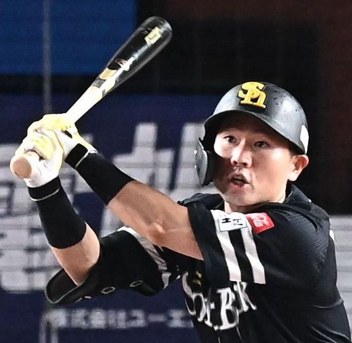 NPBバット支給品ソフトバンク中村晃