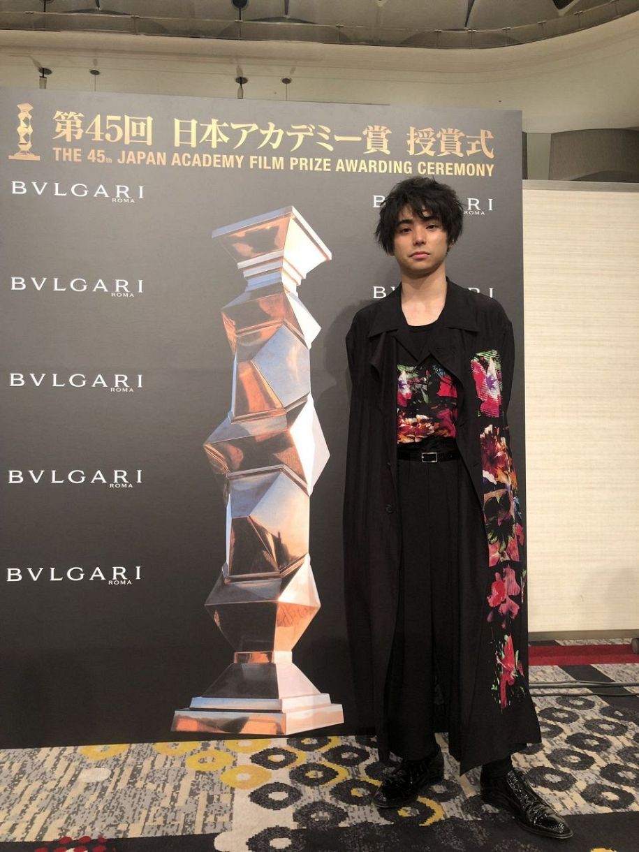 村上 虹 郎 やばい