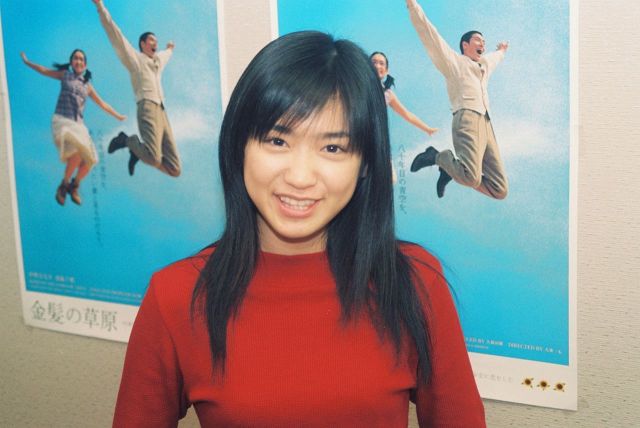 ★ 国仲涼子 ちゅらさん運動 ポスター ★非売品★沖縄県教育委員会沖縄県警察 写真：「ちゅらさん」影の主人公!? 与那原誠の存在、都会で暮らす者の アイドル