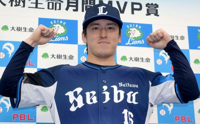伊東勤さんが郭泰源さんと〝胸熱〟2ショット公開…後ろではしゃぐのは