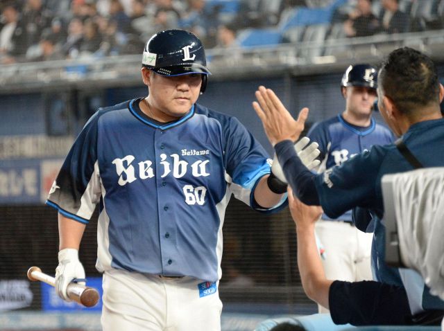 西武が高橋光成監修のキッズグローブ配布 5月5日ソフトバンク戦