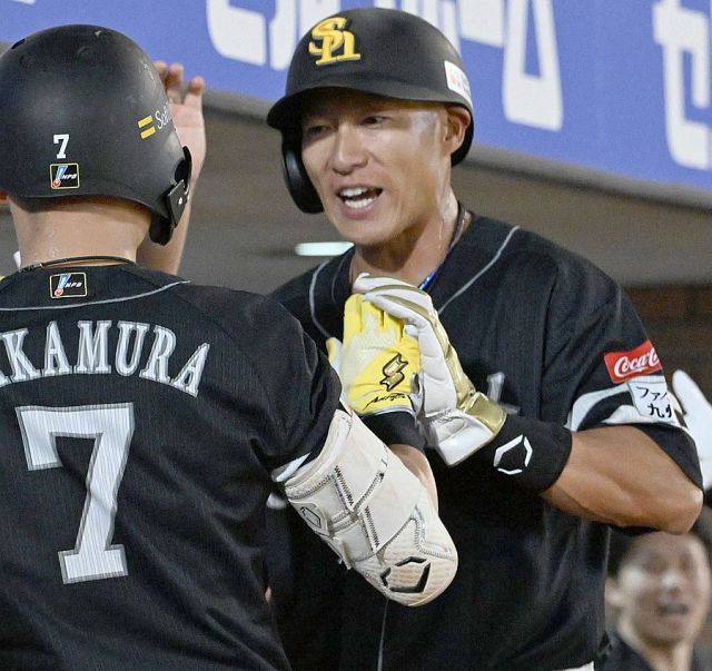 福岡ソフトバンクホークス 2022年 鷹の祭典レプリカユニフォーム 柳田