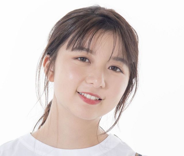 電撃離婚発表から4カ月加藤ローサ〝ウエディング姿〟にネット騒然