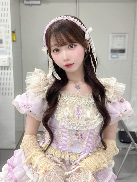みりにゃページ カメラ目線の舌ペロにファン悶絶…リアル天使〝みりにゃ〟ライブ