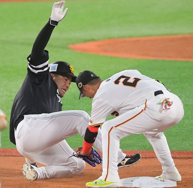 引きずりそうな雰囲気があったので」 ソフトバンク小久保監督