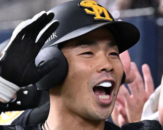 ソフトバンク7番右翼で川村友斗が久々先発 オリックス戦スタメン