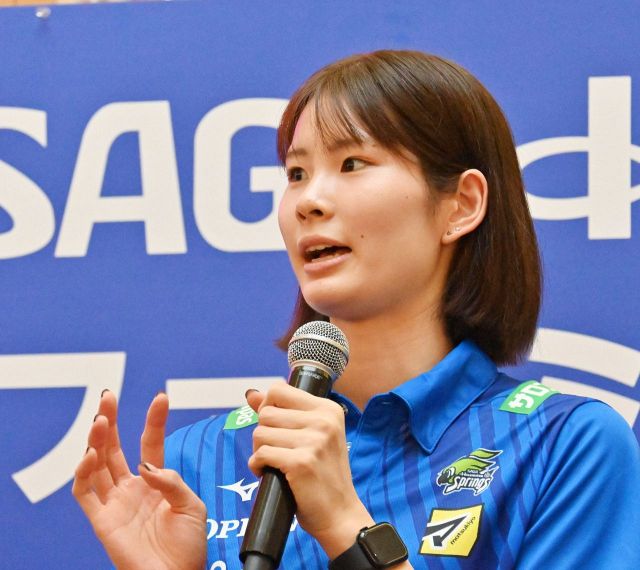 元バレー日本代表・岩坂名奈さんが久光の新アリーナ紹介：「おっ！」で