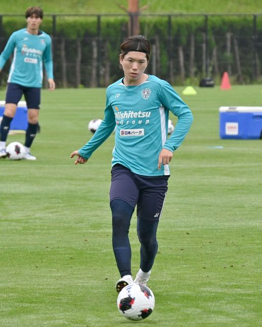 来年は必ずゴールを決めたい」 J1アビスパ福岡がDF橋本悠との契約を