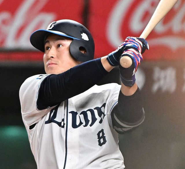 西武が夏限定の「ハントブルーユニホーム」発表 佐藤龍世