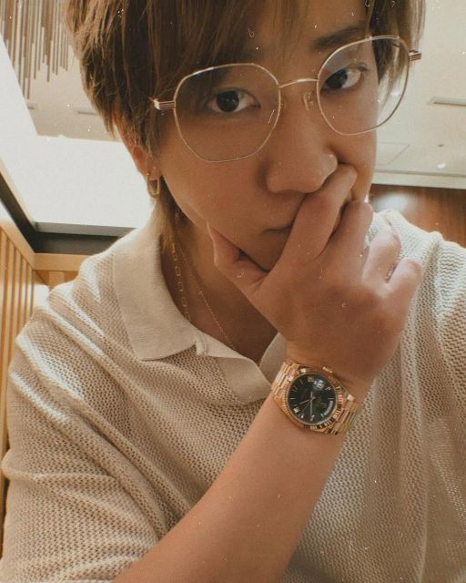 シブいッ！」NEWS増田貴久の〝おでこショット〟 仲良しの後輩とお口