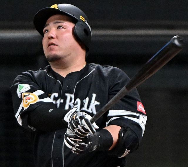 ソフトバンクホークス　山田大樹選手　実使用ユニフォーム ソフトバンクホークス 山田大樹選手 実使用ユニフォーム