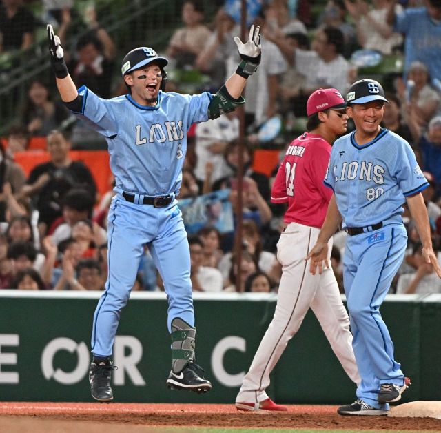 ミュリ ライオンズ ハントブルーレプリカユニフォーム #10佐藤 龍世選手 西武ライオンズ、夏限定「ハントブルーユニホーム」を発表 佐藤