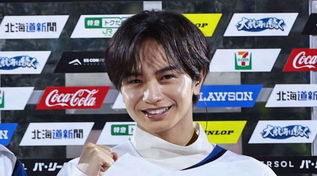 塩鮭@プロフィール必読　中島健人　ジャージLサイズ おしゃぶり咥えてる」元Sexy Zone31歳中島健人、パリで30年前の家族