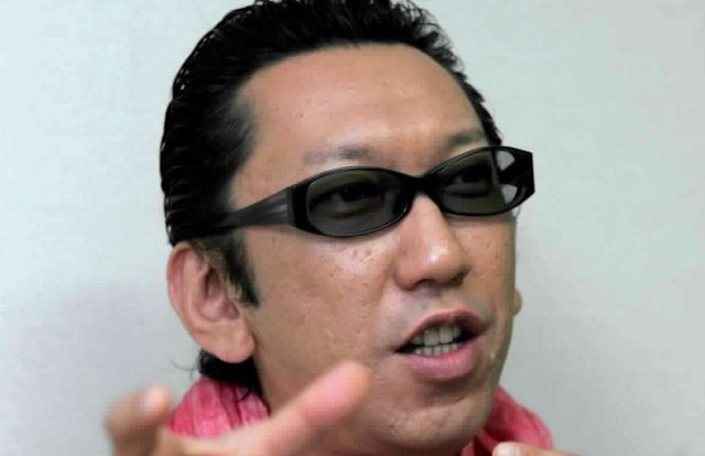 めちゃくちゃ欲しい」布袋寅泰〝あの柄〟の歩数計が話題「かっこよすぎ
