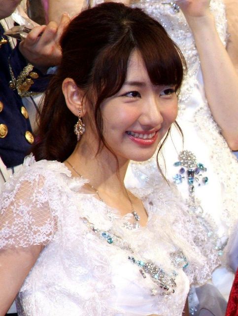ゆきりん様 お取り置き 7点 33歳ゆきりん〝肩だしニット〟で大人感ダダ漏れ ファン「甘く