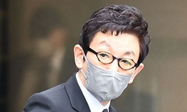 こんなの見たことない」相川七瀬がアクティブすぎる〝ホルター水着姿