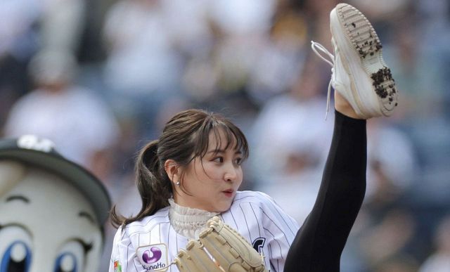 イカ天」〝不思議少女系バンド〟元ボーカルが〝激変〟新ユニットでMV