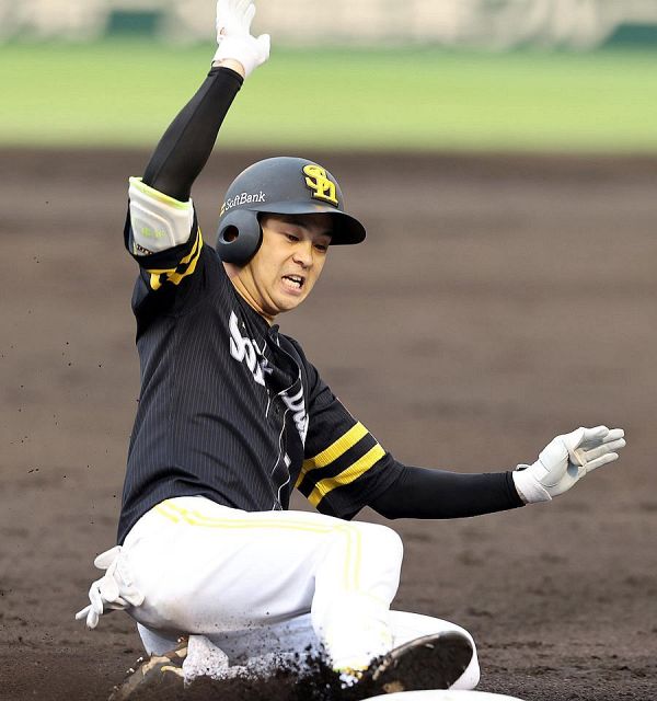 【最終値下げ】今宮健太選手、川瀬晃選手チェキ 珍しいポロリも…】華麗なグラブ捌きを披露 今宮健太＆川瀬晃の1