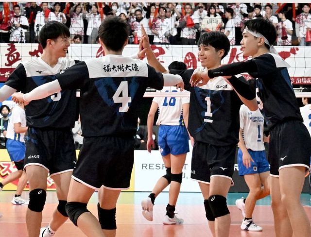 元日本代表主将の岩坂名奈さんの第二のバレー人生 笑顔で「地域」と