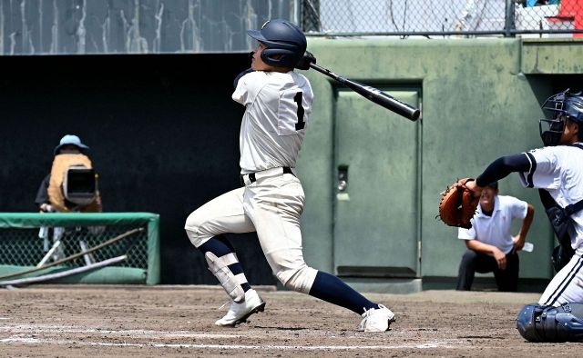 神村学園打線がまたも爆発、夏は初の8強 3戦連続2桁得点、6番上
